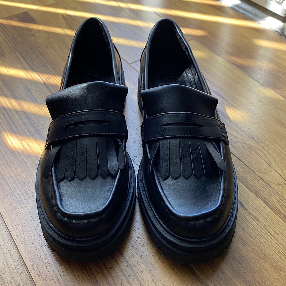 ASOS black leather loafer size 9. Not yet worn.